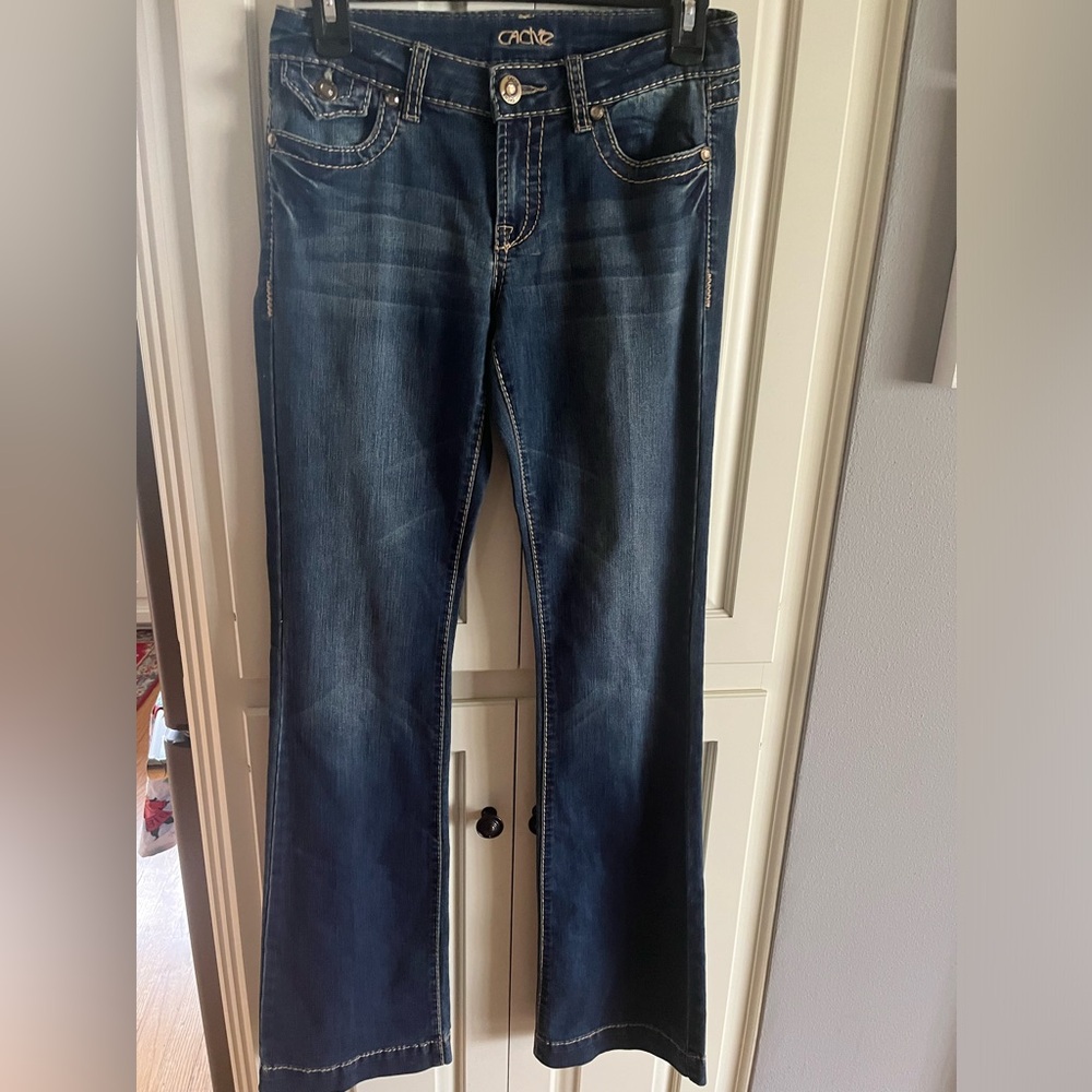 Cache Jeans